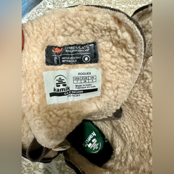 Kamik women’s snow boots size 7. Waterproof leather outer, 3M thinsulate inner. - Picture 5 of 7